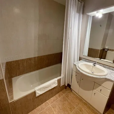 Apartment El Pilar 3000 *