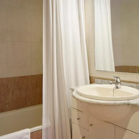 El Pilar 3000 Apartment Zaragoza